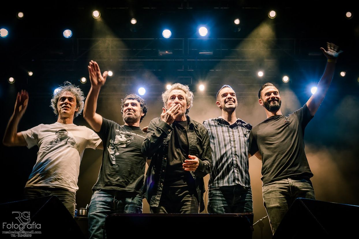 Miguel Ríos, The Black Betty Trio y Manu Clavijo se despiden del público tras un concierto